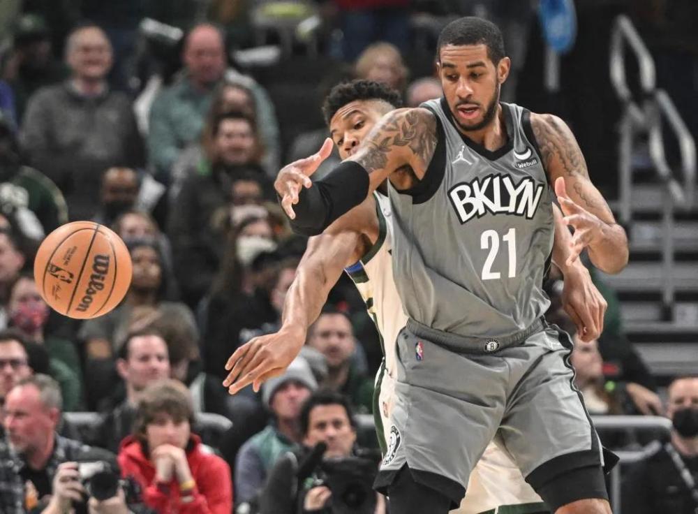 赫尔特在一 赫尔特在一